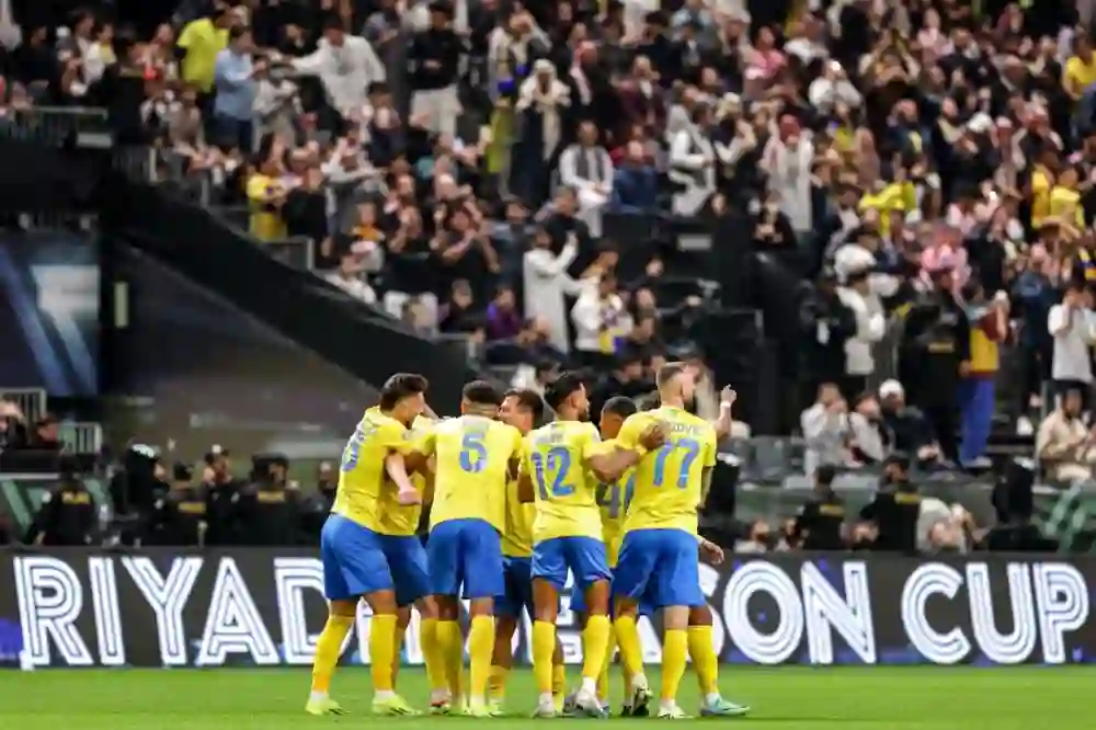 جيسوس يعيد ترتيب صفوف النصر وقرار قاسي بحق حارس المرمى 