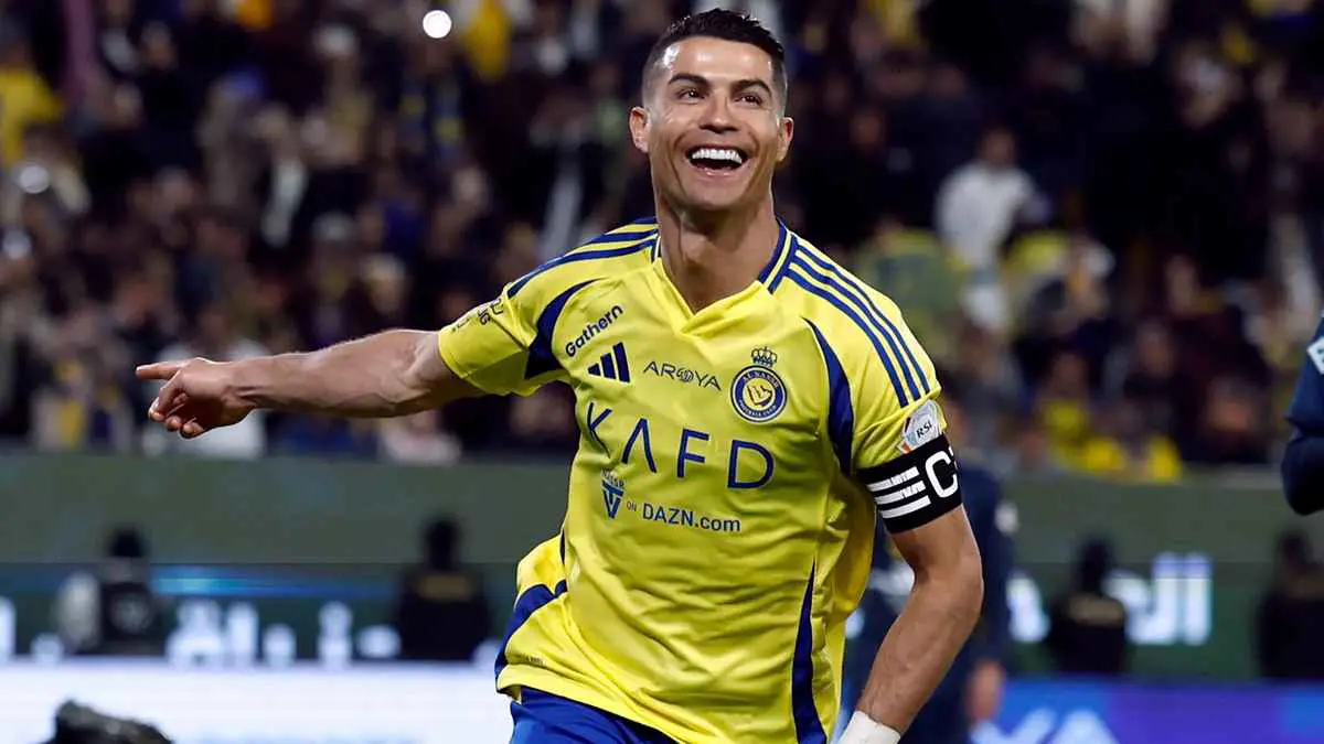 عقد رونالدو مع النصر يسمح له بالغياب عن رُبع مباريات النادي في هذه البطولة
