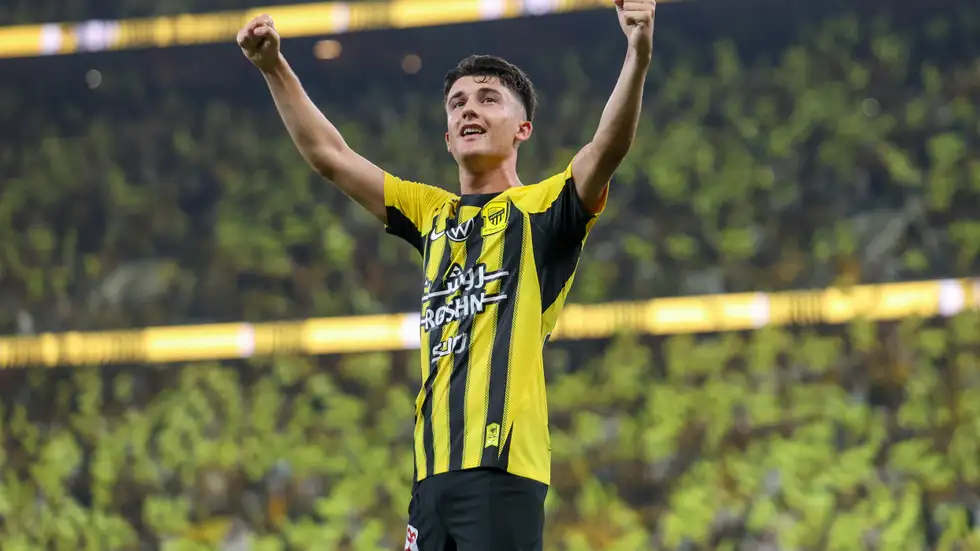 هرنانديز يفاجئ جمهور وإدارة الهلال بما قاله عن الدوري السعودي 