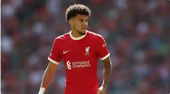 رونالدو يطلب ضم نجم عالمي للنصر بأي ثمن ولجيسوس رأي أخر 