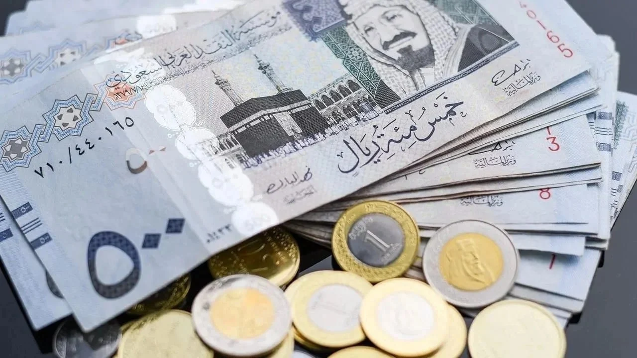 الريال السعودي يتراجع من جديد مقابل الجنيه المصري اليوم